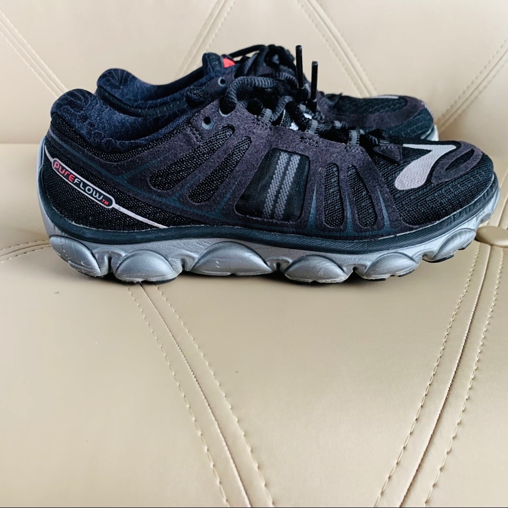 Brooks PureFlow